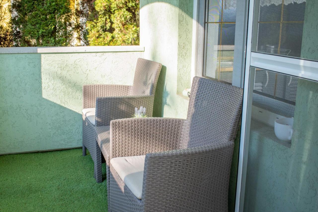 Park Apartman Heviz Exterior photo