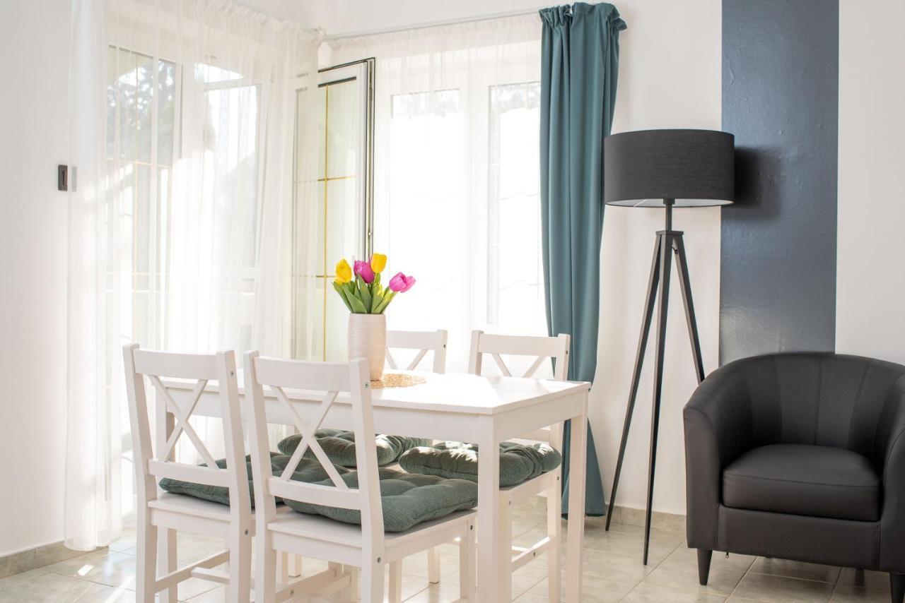 Park Apartman Heviz Exterior photo