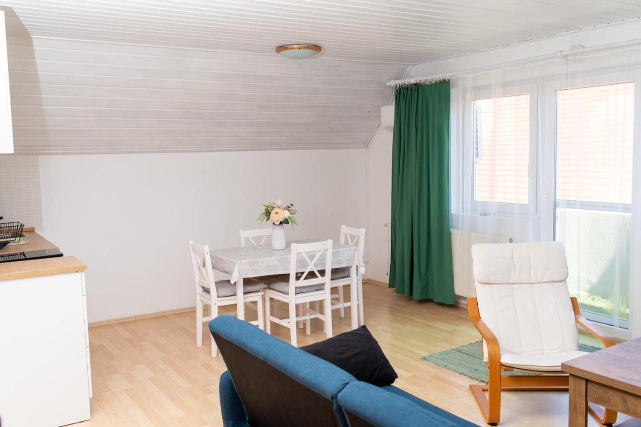 Park Apartman Heviz Exterior photo